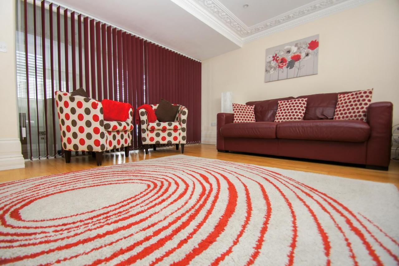 Kemp Town House - Parking - By Brighton Holiday Lets מראה חיצוני תמונה